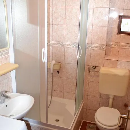 Duna - With Pool Apartamento Sutivan